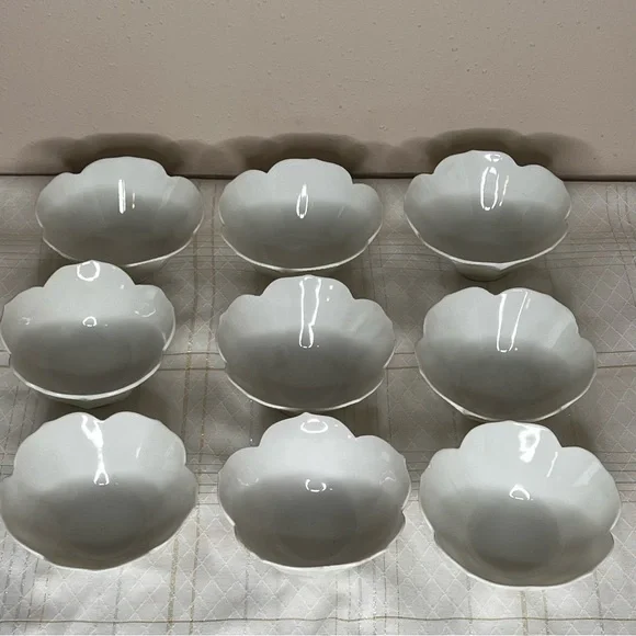 VTG set of nine porcelain lotus flower shaped designs ice cream, fruit bowl - Picture 2 of 7